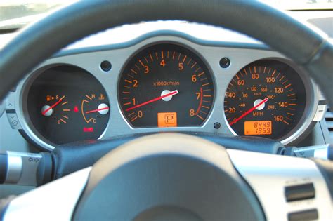 Nissan 350z gauge cluster