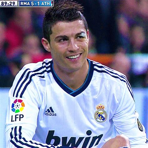 Querer Cristiano Ronaldo  Find And Share On Giphy