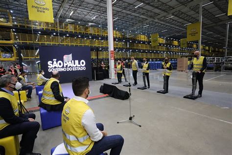 Mercado Livre cresce 60 e grupo anuncia mais 4 centros de distribuição