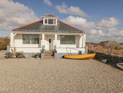 Anglesey Beachfront Holidays | Sea Views, Direct Beach Access