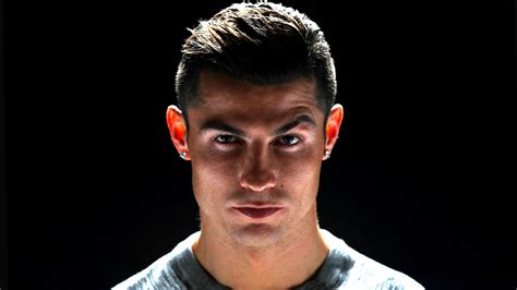 Cristiano Ronaldo CR7 In Black Background 4K 5K HD Cristiano Ronaldo ...