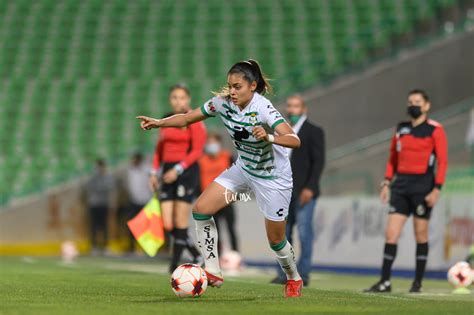 Alexxandra Ramírez NZ67972 Santos vs Puebla J14 A2022 Liga MX femenil