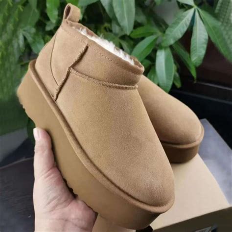 Designer Ultra Mini Platform Snow Boots With Platform For Women