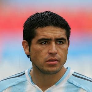 Juan Román Riquelme jugador de fútbol Biografía Medalla Olímpica