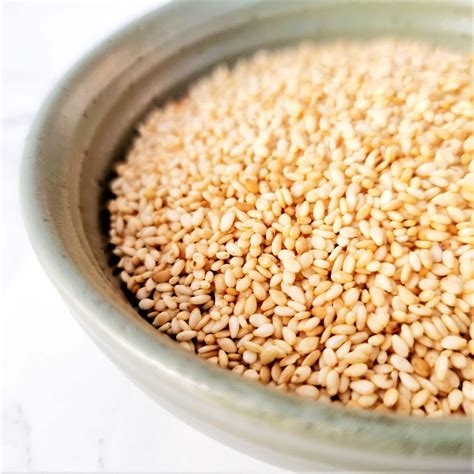 How to Toast Sesame Seeds – Feast Glorious Feast