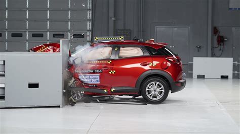 2016 Mazda CX 3 IIHS Crash Test Photos 2016 Mazda CX 3 CX 3