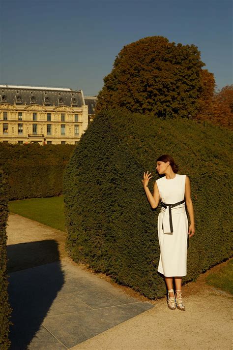 Певица Michelle Andrade стала лицом совместной коллекции украинских