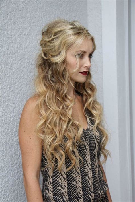 Most Glamorous Curly Hairstyles For Prom Hottest Haircuts