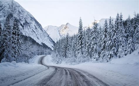 Travelling Safely In Mountainous Regions: Traveling In Mountainous Regions Can Be Dangerous ...