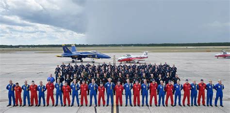 Canadian Snowbirds Visit Blue Angels, Perform In Pensacola – AirshowStuff