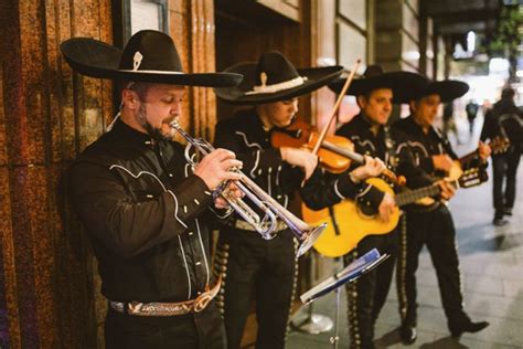 Mexican Mariachi Music Sydney | Latin American Singers & Dancers