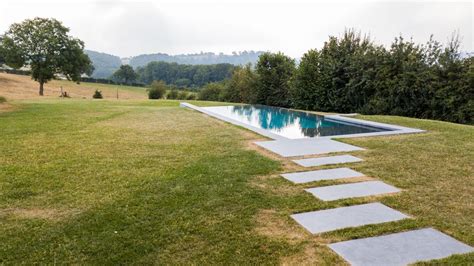 Leidgens Esprit Contemporain En Pleine Campagne Piscine Et Jardin