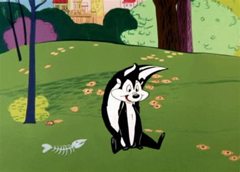 Pepe Le Pew GIF - Find & Share on GIPHY