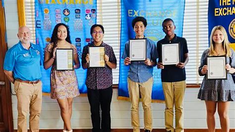 Exchange Club Of Sebastian Recognizes Hardworking Local Students