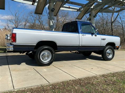 1990 Dodge Ram W250 Le 5 9l Cummins Diesel 36k Actual Miles 4x4 Rare No