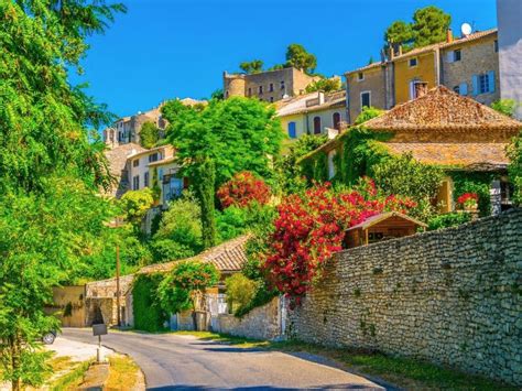 Guide To Menerbes Provence The Good Life France