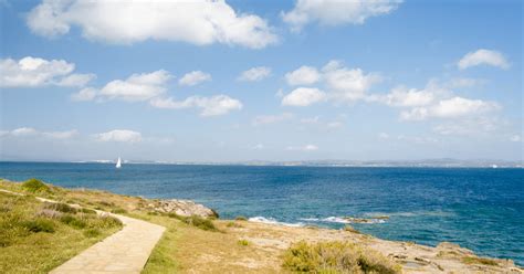 Alla Scoperta Delle Migliori Spiagge Di Carloforte Spiagge It