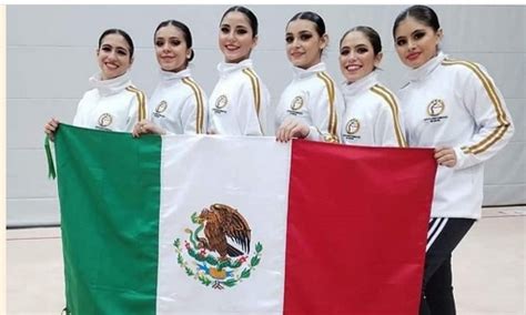 Felicita Mauricio Vila A Gimnastas Yucatecas Que Participaron En Europa