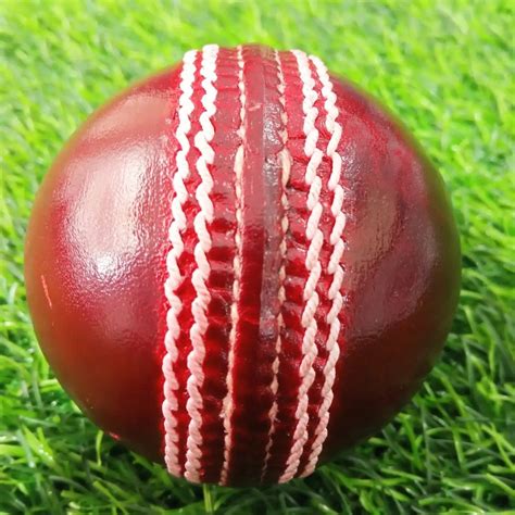 Red Test Cricket Leather Ball Size Full 155 162 Gm At Rs 200 In Meerut