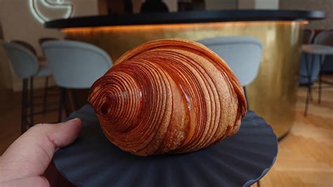 Il croissant di Cédric Grolet la ricetta per preparare il croissant