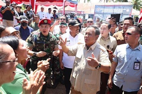 Prabowo Subianto Resmikan Titik Air Bersih Di Pulau Moa Kebahagiaan