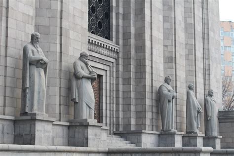 The Difference Between a Political Party & the Government, and Why You