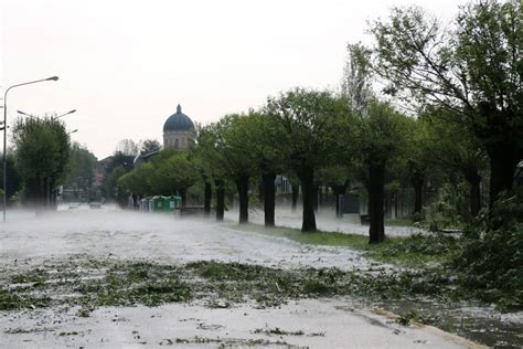 Tutte Le Incredibili Foto Della Super Grandinata Di Sabato Mattina In