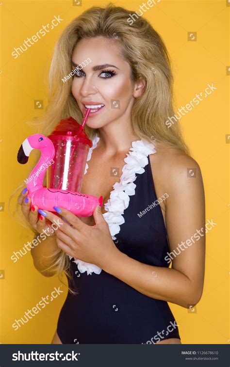 Sexy Woman Elegant Bikini On Tanned Stock Photo Shutterstock