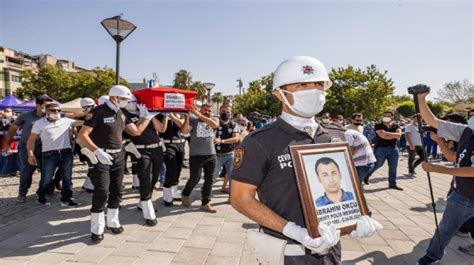 İzmir de şehide yürek yakan veda