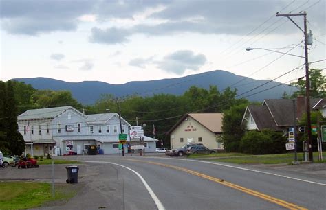 Freehold Funeral Homes, funeral services & flowers in New York