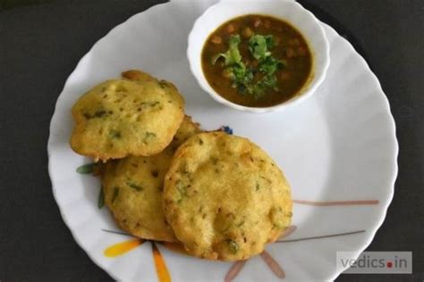 Dhuska Recipe With Mung Beans | Vedics