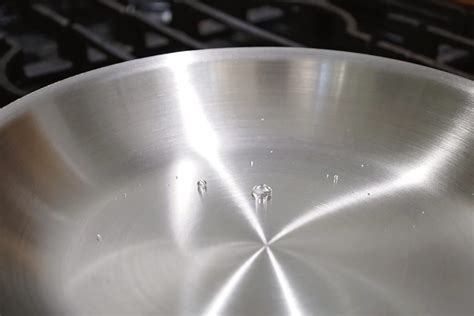 How To Keep Food From Sticking To Stainless Steel Pans Her Curated