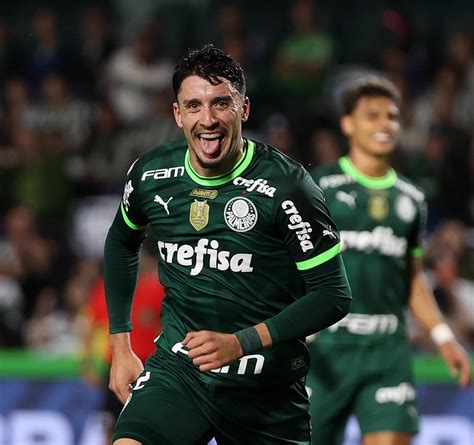 Piquerez destaca importância de vitória do Palmeiras e fala sobre