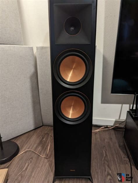 Pair Of Klipsch Rp F In Walnut Tower Speakers Local Pickup In