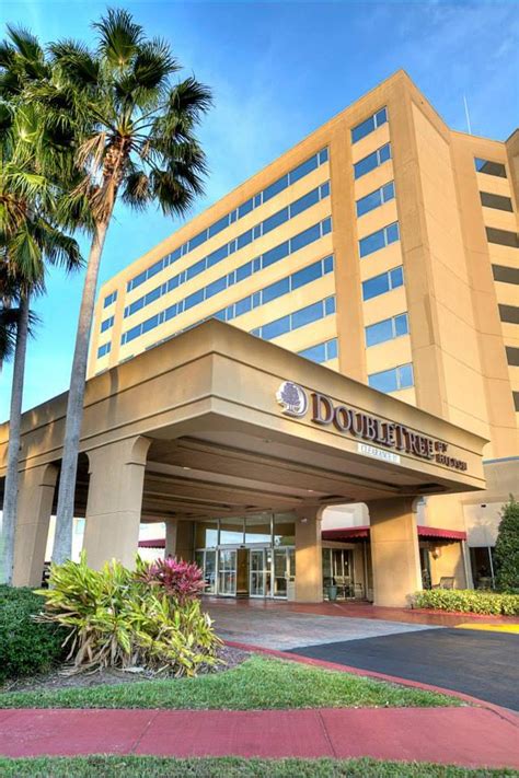 DoubleTree by Hilton Orlando Airport Weddings