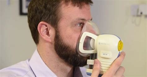 Breath Biopsy Offers Doctors New Way To Test For Cancer Cbs New York