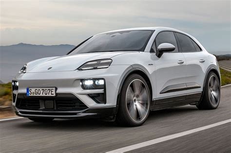 Kenteken Check GNL 47 B PORSCHE MACAN 4 AutoWeek