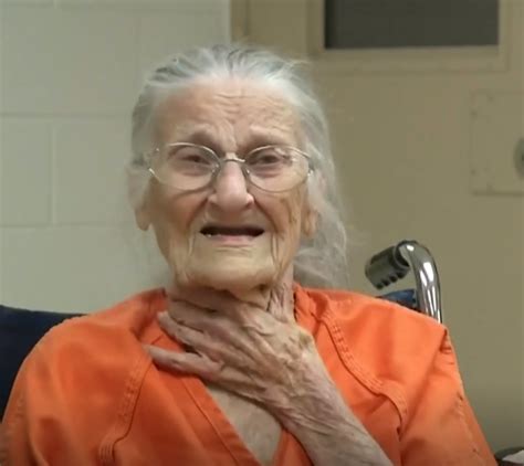 93 Year Old Woman Is Living In Motel After Being Arrested For Not Paying 161 Rent Newsely