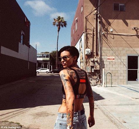 Ruby Rose Style Rose Actress Rubin Rose Lgbt Love Idole Orange Is