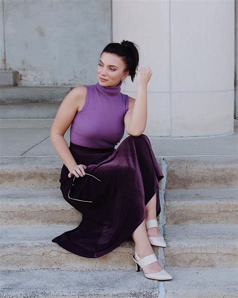 How To Style Purple Skirt 25 Outfit Ideas