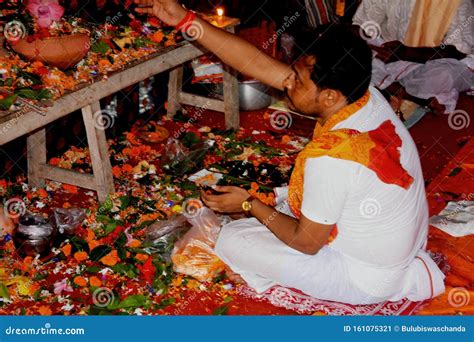 Brahmin Performing Durga Puja in a Village in West Bengal Editorial ...