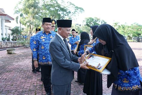 Hari Bela Negara Ke 75 Bupati Asahan Serahkan Pemenang Inovatif Di