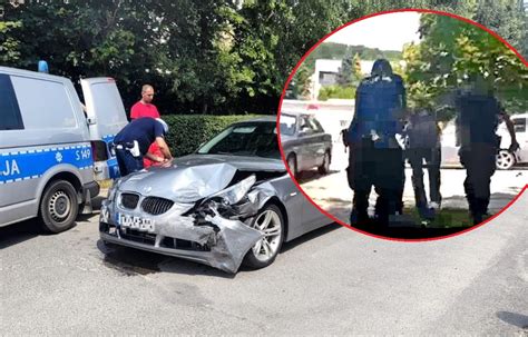 Pijany kierowca BMW uciekał przed policją Jest nagranie z pościgu FOTO