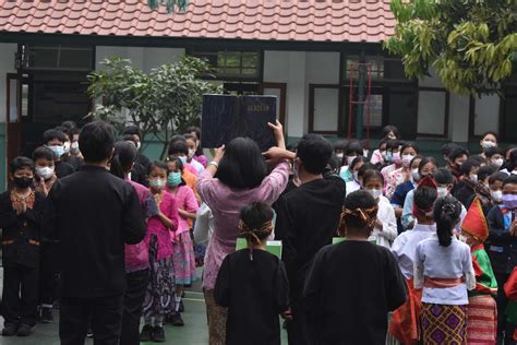 Sd Santa Ursula Bandung Kegiatan Sekolah