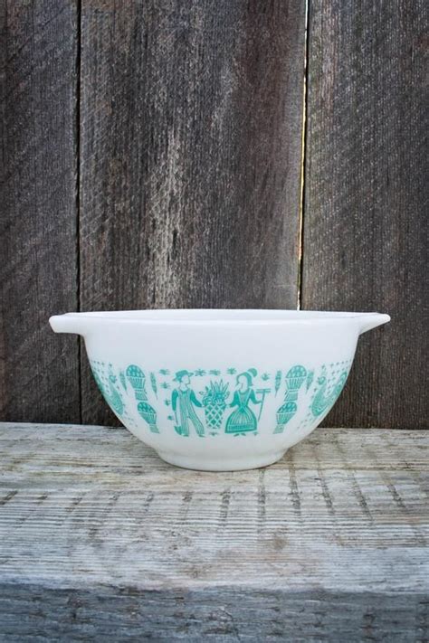 Pyrex Amish Butterprint Bowl 441 1 5 Pt Cinderella Nesting Etsy