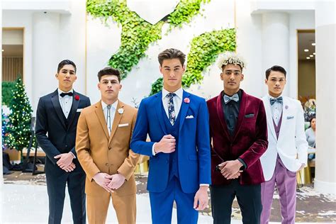 10 Dashing Prom Suit Ideas To Stand Out At Your Big Night Hooshout