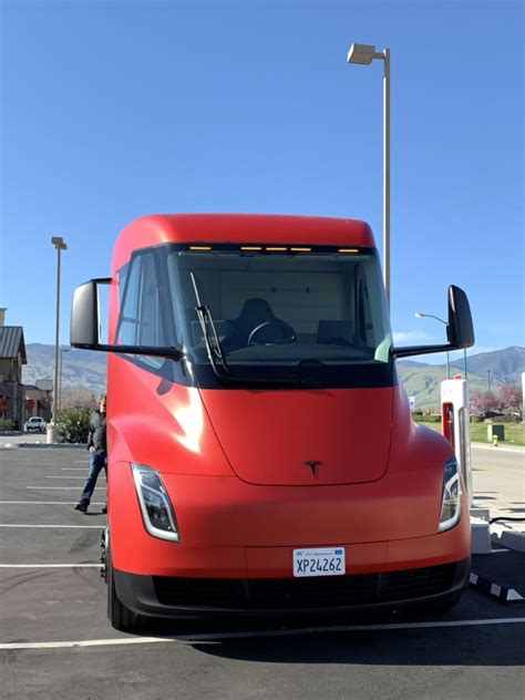 Red And Silver Tesla Semi Trucks Spotted In New Video And Pics