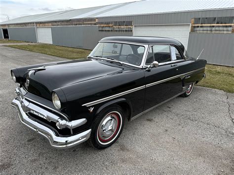 1954 Ford Crestline Classic Collector Cars