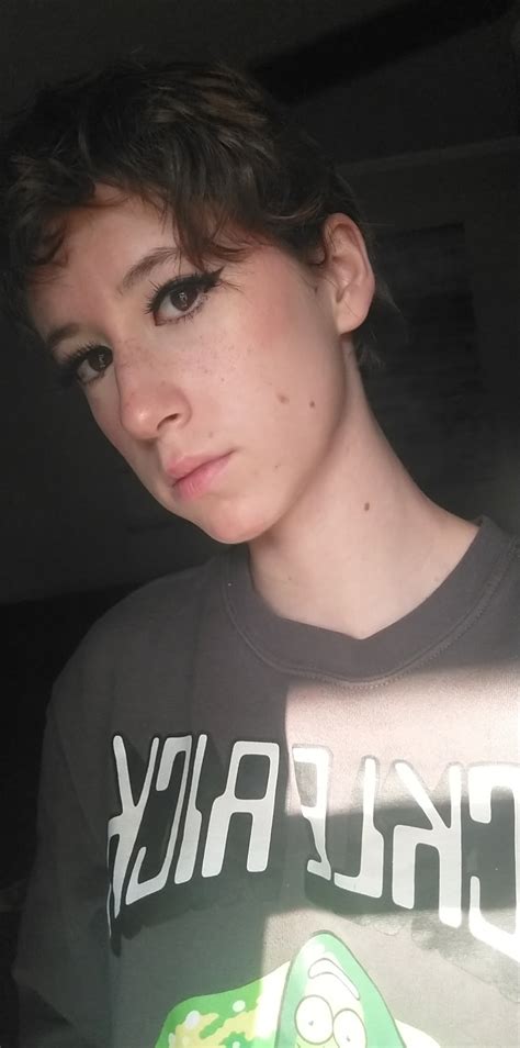 Even With The Feminine Makeup I Feel Very Andro Today Nonbinary