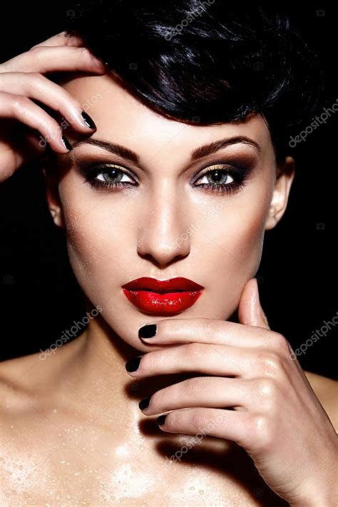 Alta Moda Look Glamor Closeup Retrato De Mujer Joven Cauc Sico Morena